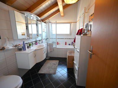 GRANDEVENT - CHARMANT DUPLEX AVEC MAGNIFIQUE VUE PANORAMIQUE  image 9