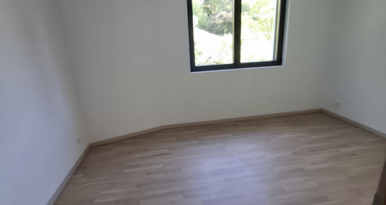 Bel appartement récent et lumineux image 4