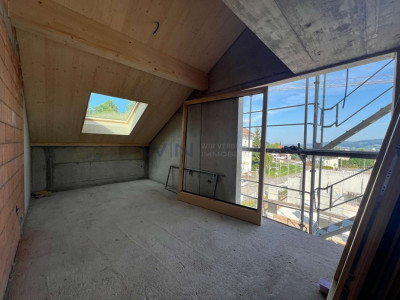 Neubau mit Attribute image 9