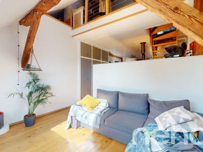 Charmant duplex de 3.5 pièces avec jardin commun image 2