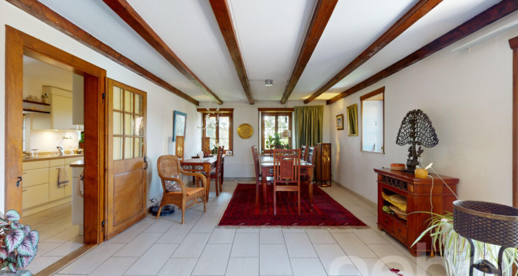 Duplex d?exception de 5.5 pièces avec jardin commun image 3