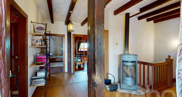 Duplex d?exception de 5.5 pièces avec jardin commun image 1