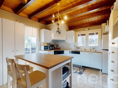 Chalet familial avec grand jardin image 5