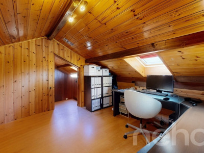 Chalet familial avec grand jardin image 8