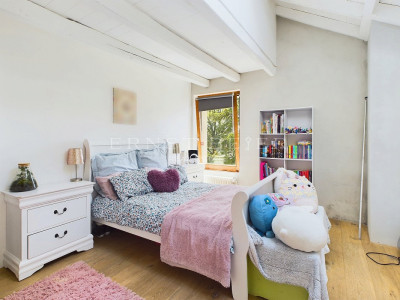 Magnifique maison de 6.5 pièces dans un corps de ferme entièrement rénové image 8