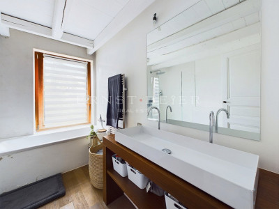 Magnifique maison de 6.5 pièces dans un corps de ferme entièrement rénové image 11