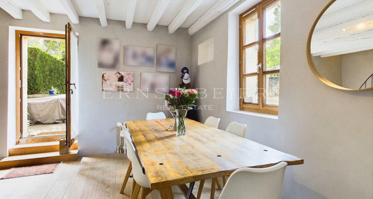 Magnifique maison de 6.5 pièces dans un corps de ferme entièrement rénové image 3