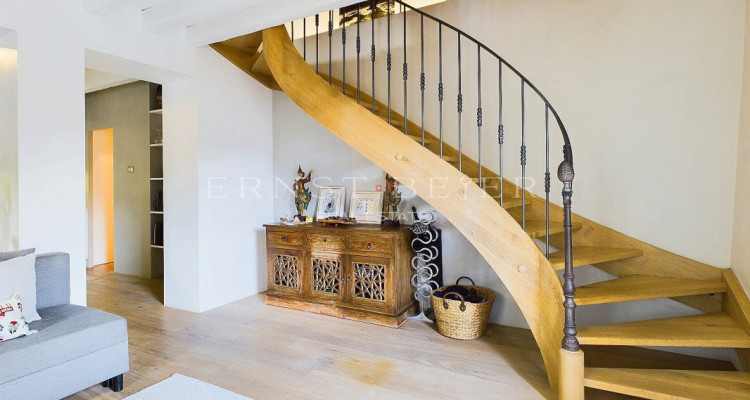 Magnifique maison de 6.5 pièces dans un corps de ferme entièrement rénové image 4