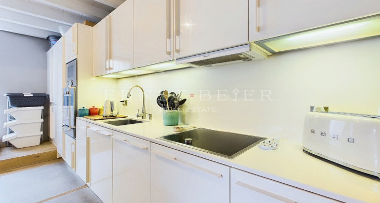 Charming Semi-Detached Villa in a Renovated Farmhouse image 4