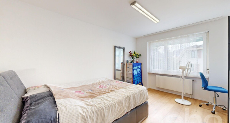 Gepflegte 4.5-Zimmerwohnung mit Garagenbox (im Baurecht) image 5