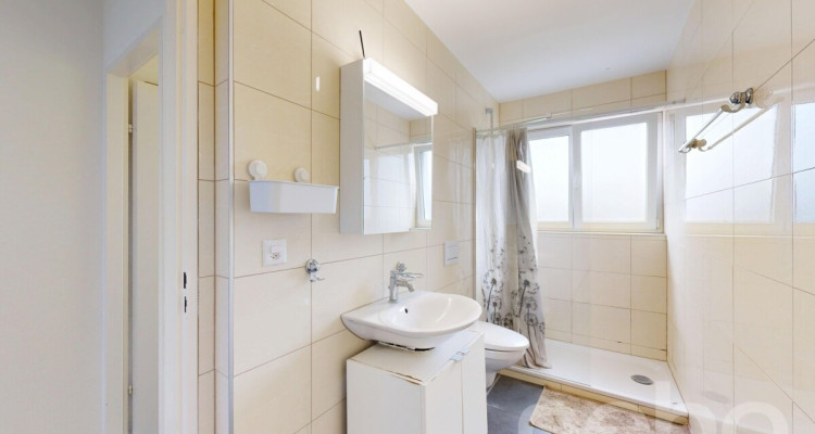 Gepflegte 4.5-Zimmerwohnung mit Garagenbox (im Baurecht) image 8