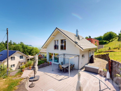 Modernes Einfamilienhaus mit Sauna, Garten und Weitsicht image 1