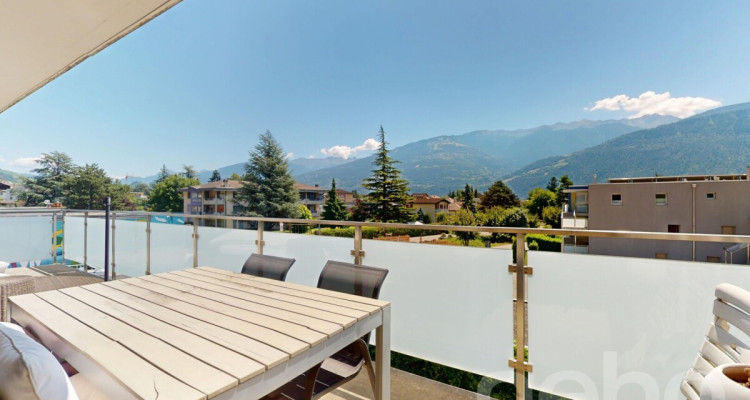 Exclusif: lumineux 3.5 pièces avec grand balcon image 1