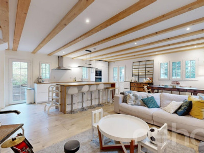 Magnifique chalet entièrement rénové, idéalement situé à Lausanne image 3