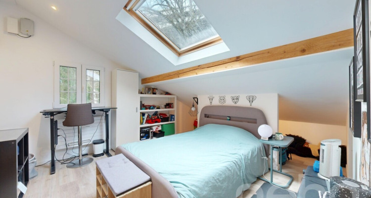 Magnifique chalet entièrement rénové, idéalement situé à Lausanne image 8