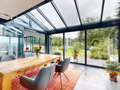 Wohnen am Waldrand mit Hallenbad, Wintergarten und Weitsicht image 12