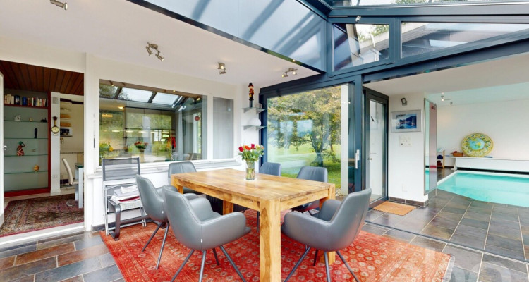 Wohnen am Waldrand mit Hallenbad, Wintergarten und Weitsicht image 5