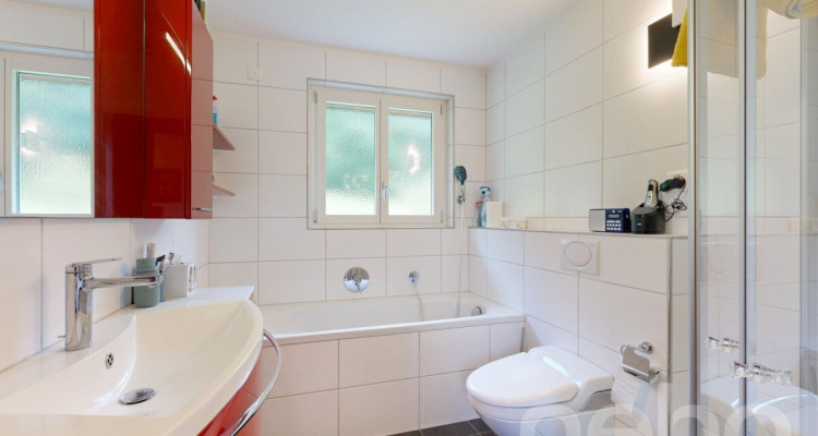 Wohnen am Waldrand mit Hallenbad, Wintergarten und Weitsicht image 9