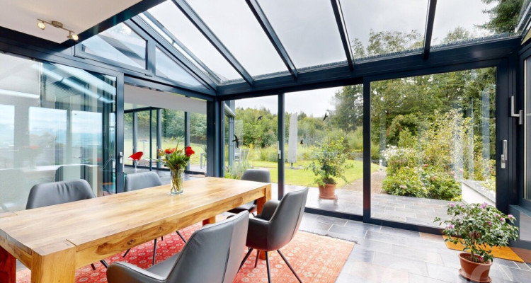 Wohnen am Waldrand mit Hallenbad, Wintergarten und Weitsicht image 12