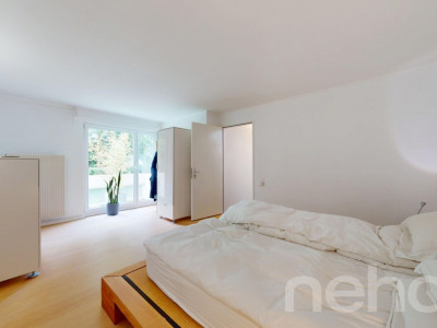 Stilvolles, renoviertes Doppel-EFH mit pflegeleichtem Garten image 8