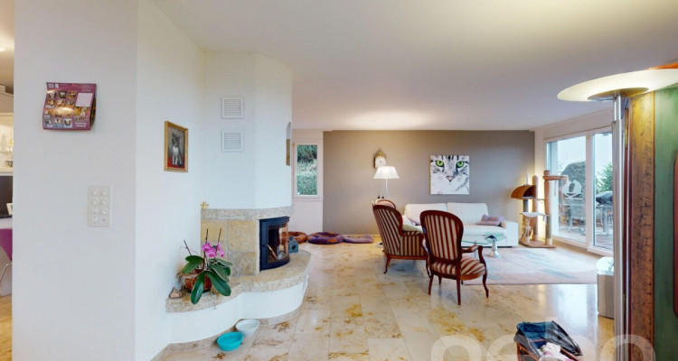 Lichtdurchflutetes Einfamilienhaus mit unverbaubarer Aussicht image 2