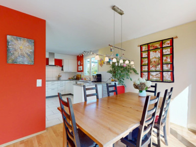 Charmante Doppelhaushälfte in freundlichem Quartier sucht neue Familie image 3