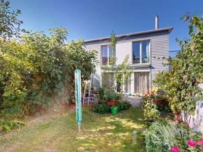 Charmante Doppelhaushälfte in freundlichem Quartier sucht neue Familie image 12