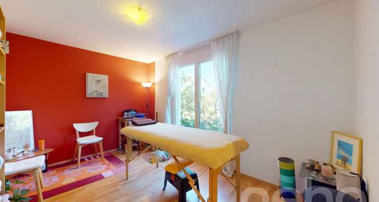 Charmante Doppelhaushälfte in freundlichem Quartier sucht neue Familie image 8