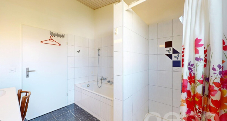 Charmante Doppelhaushälfte in freundlichem Quartier sucht neue Familie image 10