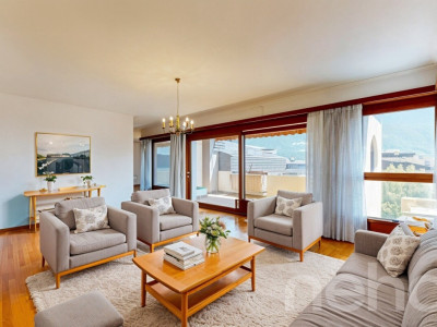 Spacieux appartement 4.5 pièces à Sierre ? Dernier étage image 2