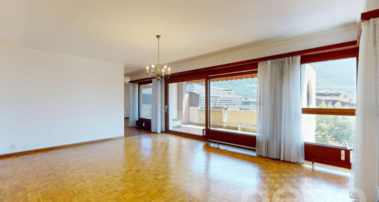 Spacieux appartement 4.5 pièces à Sierre ? Dernier étage image 9