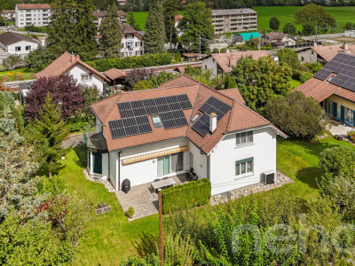 Splendide maison familiale avec grands volumes et jardin exposé sud! image 3