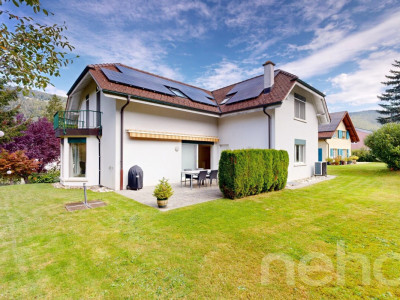 Splendide maison familiale avec grands volumes et jardin exposé sud! image 8