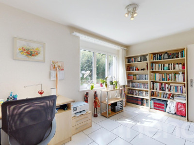 Splendide maison familiale avec grands volumes et jardin exposé sud! image 9