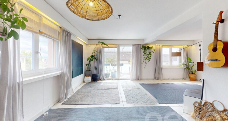 Ganze Etage! 6.5 Zi-Wohnung, perfekt für Familien an super Lage image 4