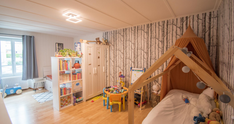 APPARTEMENT AVEC CACHET AU CENTRE-VILLE image 4