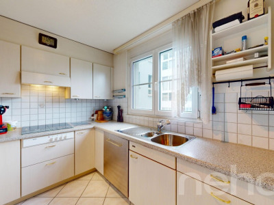 Charmante 3.5-Zimmer-Wohnung mit Wintergarten & Cheminée in Wittenbach image 5