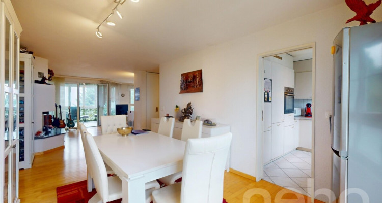 Charmante 3.5-Zimmer-Wohnung mit Wintergarten & Cheminée in Wittenbach image 3