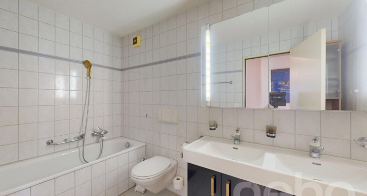 Charmante 3.5-Zimmer-Wohnung mit Wintergarten & Cheminée in Wittenbach image 9