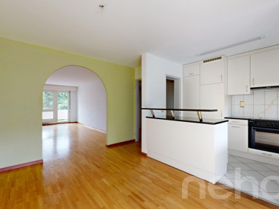 5.5-Zimmerwohnung in Wädenswil mit Aussicht, Hobbyraum und Garage image 2