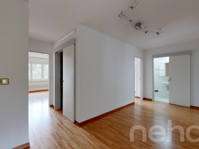 5.5-Zimmerwohnung in Wädenswil mit Aussicht, Hobbyraum und Garage image 4