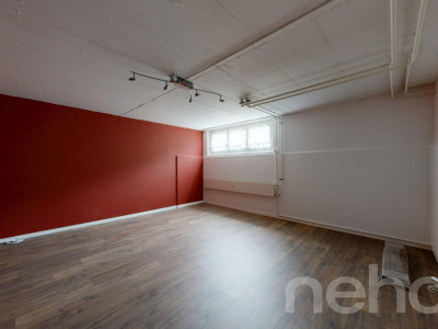 5.5-Zimmerwohnung in Wädenswil mit Aussicht, Hobbyraum und Garage image 8