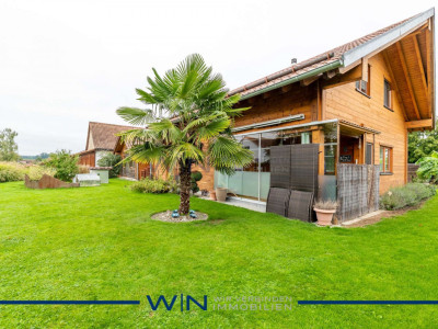 Familienidylle mit viel Platz und grossem Garten image 9