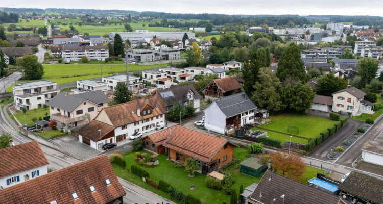 Familienidylle mit viel Platz und grossem Garten image 8