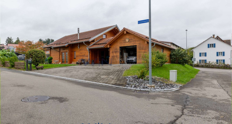 Familienidylle mit viel Platz und grossem Garten image 7