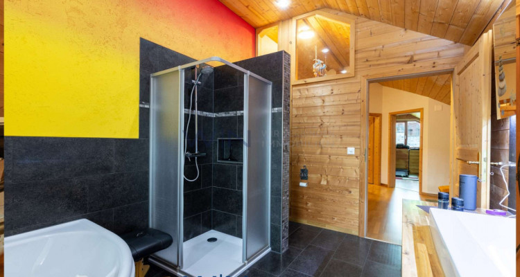 Familienidylle mit viel Platz und grossem Garten image 10