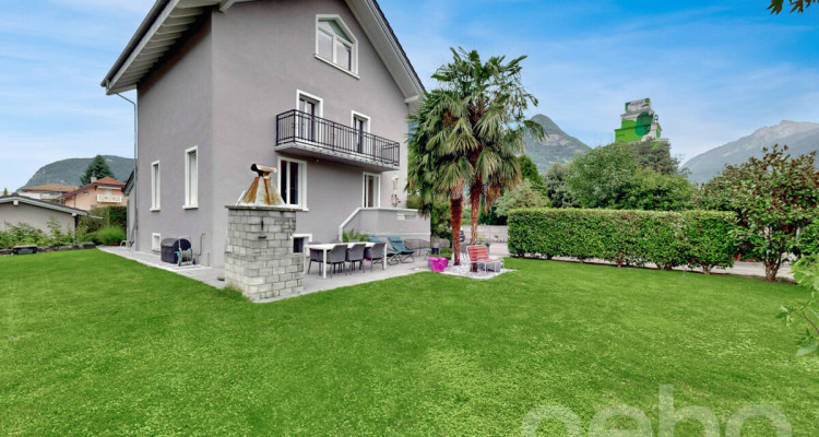 Villa darchitecte de prestige - Quartier résidentiel image 2