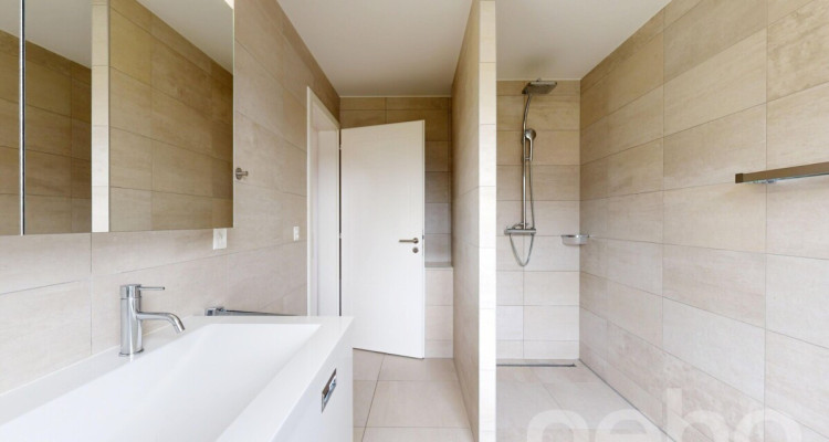 Villa darchitecte de prestige - Quartier résidentiel image 9