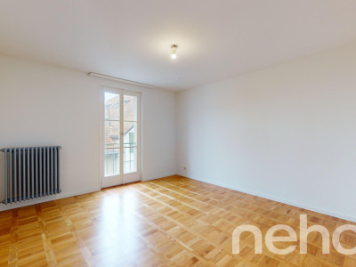 Grand appartement au calme dans le centre de Bussigny image 12