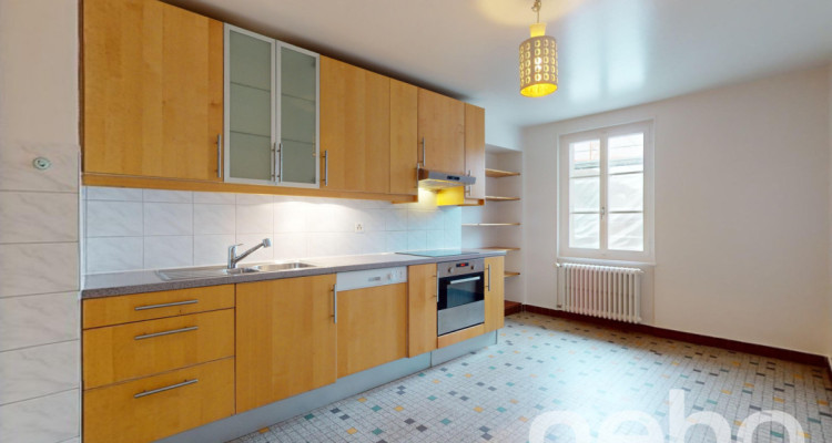 Grand appartement au calme dans le centre de Bussigny image 8